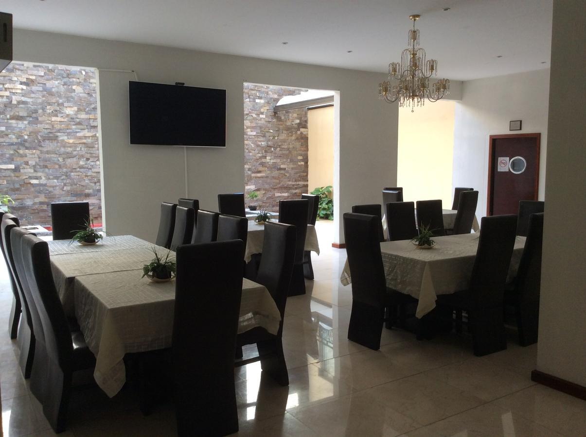 Hotel Candiles Valle de Santiago Exterior photo