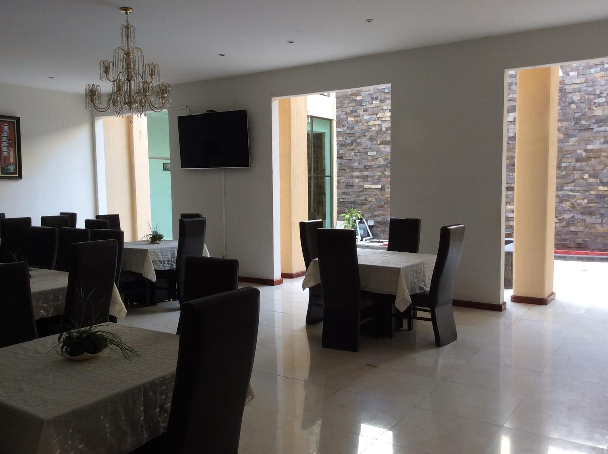 Hotel Candiles Valle de Santiago Exterior photo